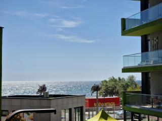 DAVA ApartHotel Pool & Spa Mamaia Nord - 0