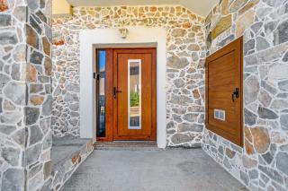 Stone house on the Batalaža Beach - Kali - Kali - 1