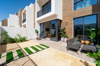 Marbella Luxury 3BR & 5BR Villas at Hayat Island, Mina Al Arab - 4