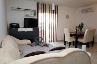 Apartment Oasis with free parking on premises - Supetar - 2