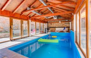 Lovely Home In Starigrad With Kitchen - Marasovići - 9