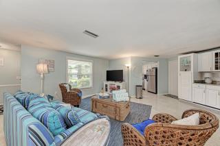 Bay to Beach: Amazing Views of Gulf & Bay by Anna Maria Life Vacation Rentals - 4