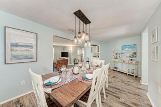 Bay to Beach: Amazing Views of Gulf & Bay by Anna Maria Life Vacation Rentals - 1