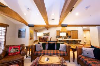 Expansive Four Bedroom Suite at The Chateaux condo - Park City - 4
