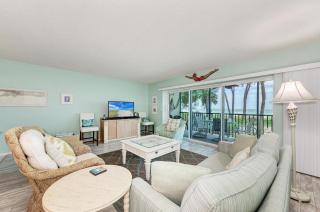 Sunset Beach 102: Gulf Front, Stunning Views, On the Beach, Pool by Anna Maria Life Vacation Rentals - 7