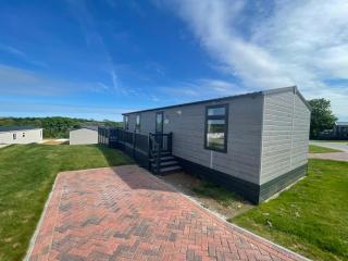 Luxury 6 Bed Lodge with Hot Tub - Plymouth - 0