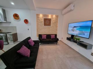Modern Villa Rutelena +Good location+Pool+AC+Sleeps 12 - Playa del Carmen - 1
