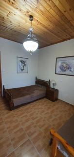 Tonia’s & Chris House - 4