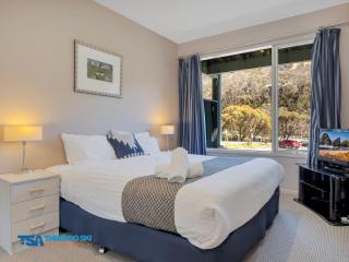 Aspect 4 - Thredbo - 2