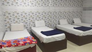 Sree Shanmuga lodge - 4