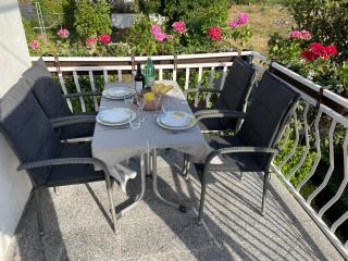 Casa Estancia Apartment - 5