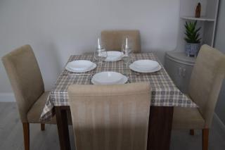 2 bed Apartment Ballycastle Seconds to Seafront - Ballycastle - 8