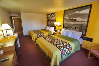 Super 8 by Wyndham Elko - Elko - 9