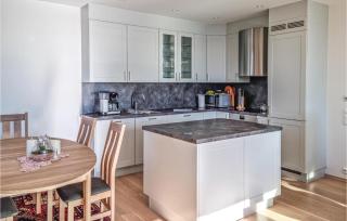 Beautiful Apartment In Kristiansand - 4