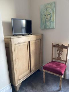 Six on Castle - Tiverton - 2