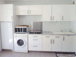 Appartement en Rez-de-Jardin Proche Plage avec Terrasse et Confort Moderne - FR-1-387-54 - Marseillan - 8