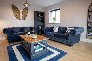 The Old Doghouse - 7