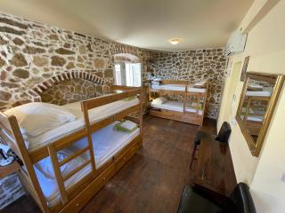 Tequila Bar Hostel - 4