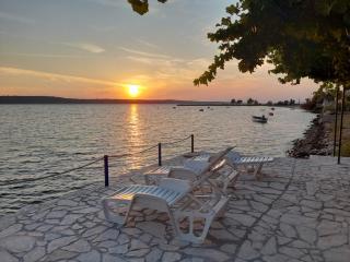 Apartmani Mirko LJubač - Ražanac - 7