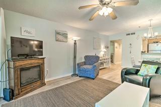 Lakefront Myrtle Beach Condo with Shared Pools! - Myrtle Beach - 7