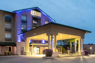 Holiday Inn Express Hotel & Suites Bluffton at Hilton Head Area by IHG - Bluffton - 0