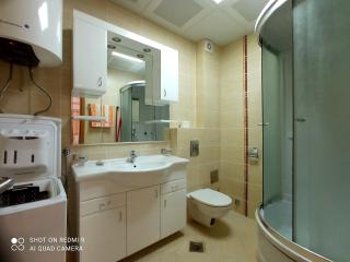 Monterus apartment with sea view in Becici - 6