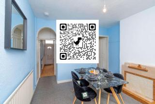 Fantastic 3 Bedroom House *Free Parking* - Wolverhampton - 8