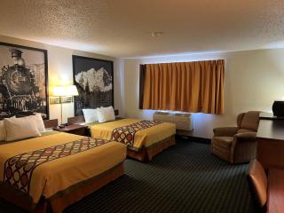 Super 8 by Wyndham Trinidad - Trinidad - 1