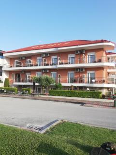 Denis Studios and Apartments - 9