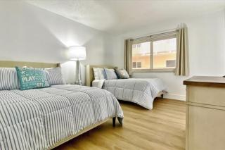 Beach Cottage 1104 - Clearwater Beach - 6