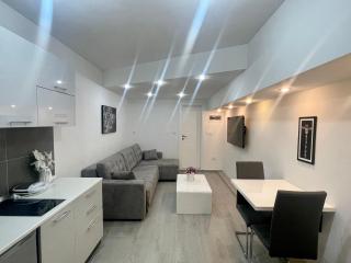 Apartment Diamond -modern and lovely seaside studio apartment - Kotor - 0