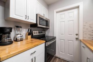 The Palms at Middle River Terrace 3 - 5