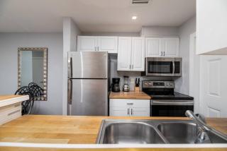 The Palms at Middle River Terrace 3 - Fort Lauderdale - 3