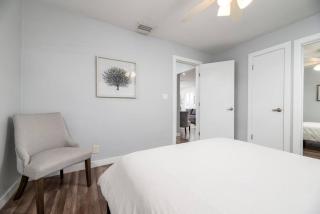 The Palms at Middle River Terrace 1 - 4