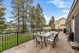 Gypsy Bay Waterfront Gem - 9
