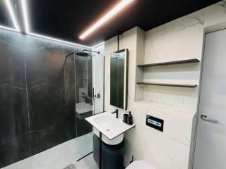 The HATZ - Near National Arena, Decebal, Unirii - RH Living - 3