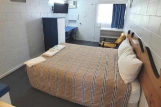 Innisfail City Motel - Innisfail - 4