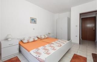 Lovely Apartment In Rab With Kitchen - Rab - 8