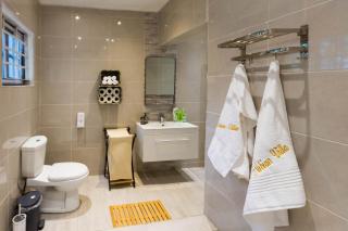 Luxurious Villa with Private Pool Hot Tub and Bar - Apenkwa - 7