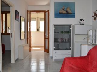 Holiday home with air conditioning and balcony for 6 people in San Foca - San Foca - 9