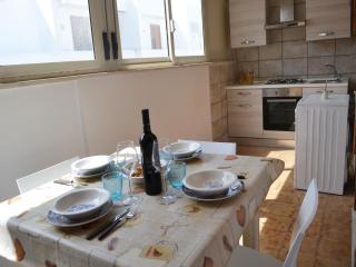 Holiday home with air conditioning and balcony for 6 people in San Foca - San Foca - 8