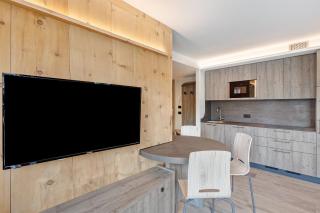 Wood Mountain Planet Suite House - Livigno - 5