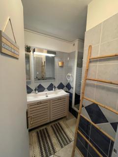 Port Bandol T3 calme Parking privé vue mer - 6