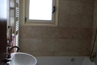 Immaculate 3-Bed House in Pentakomo - 1