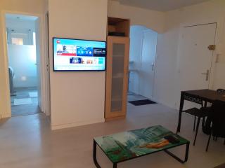 F4 au cœur de Toulon 3 nuits minimum Wifi et parking commun gratuit - Toulon - 4