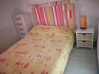 VILLA MITOYENNE DANS UNE RESIDENCE CALME AVEC PISCINE PARKING - FR-1-607-33 - 3