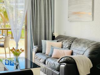 PARQUE SANTIAGO, PLAYA DE LAS AMERICAS with parking - 8