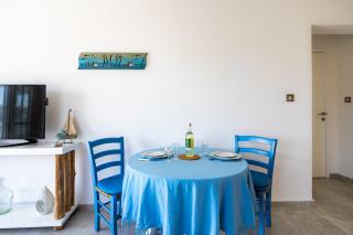 Seawaves 1- Bedroom Apartment near Meneou Beach - 7