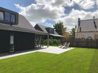 Bungalow 74 op Recreatiepark De Wielen - 5