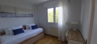 Valdenoja-Sardinero Apartment Suite Beach - 4